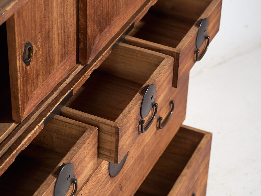 Antique Japanese tansu – Showa period (c.1927) #55