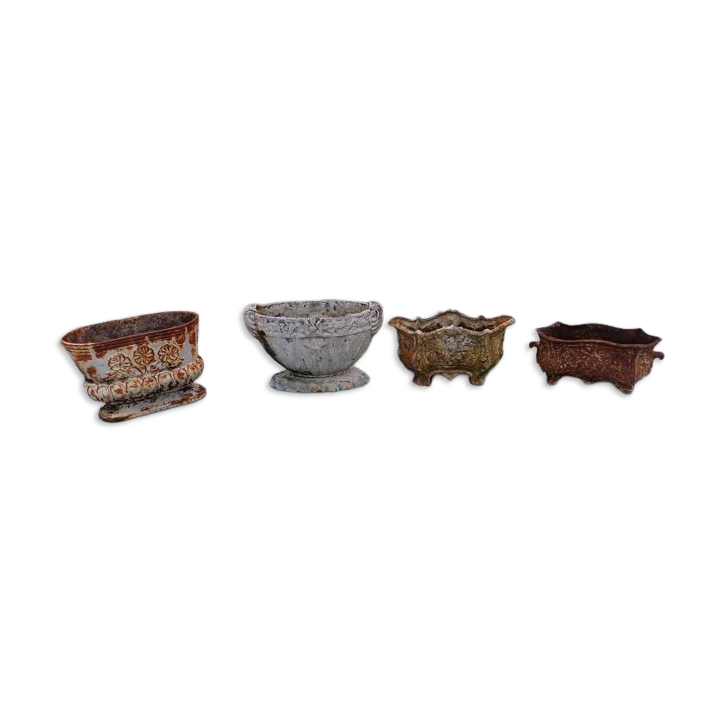 4 cast iron planters from 1900 from Charleville-Mézières