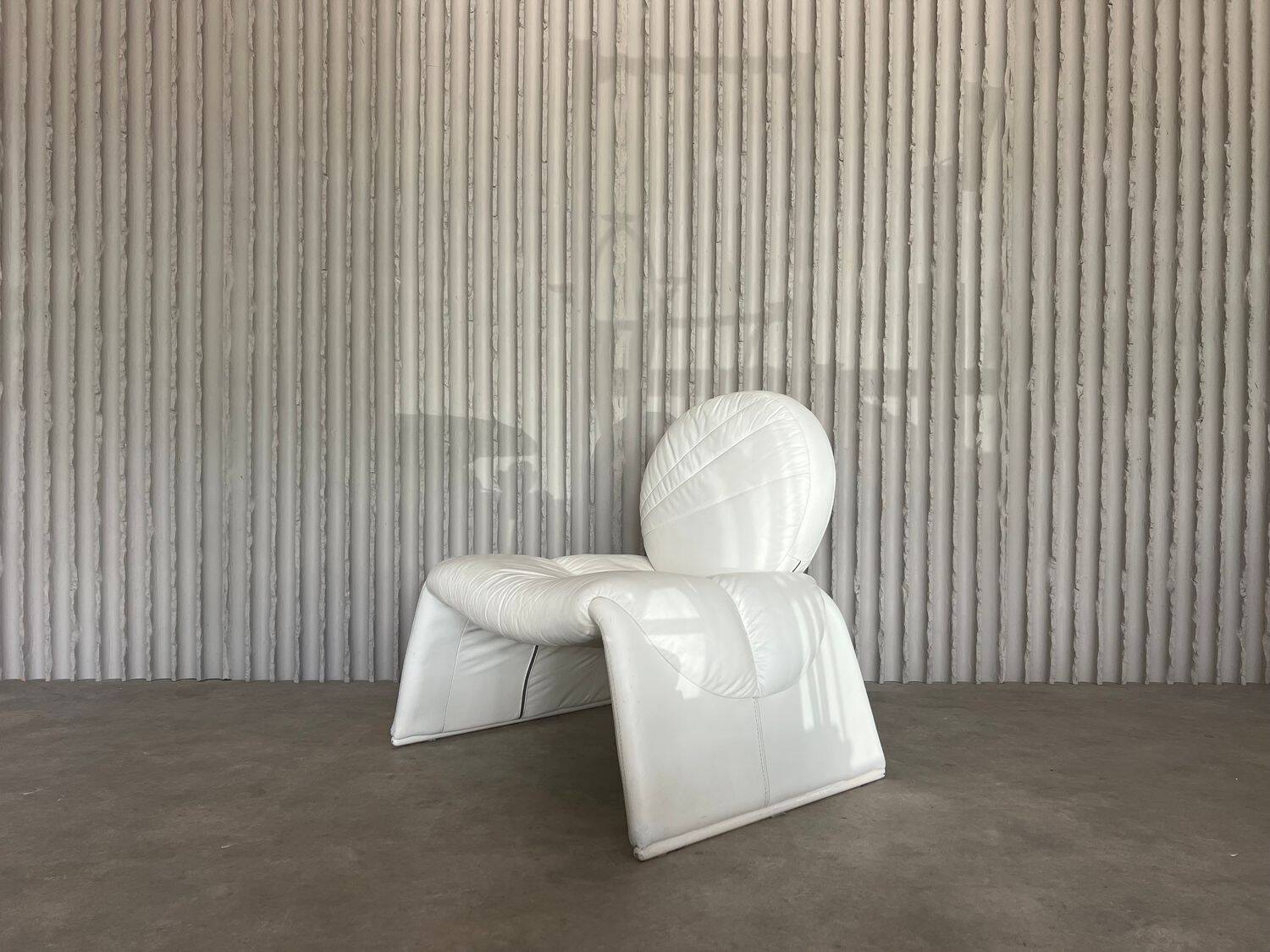 Fauteuil "Calypso" par Vittorio Introini pour Saporiti