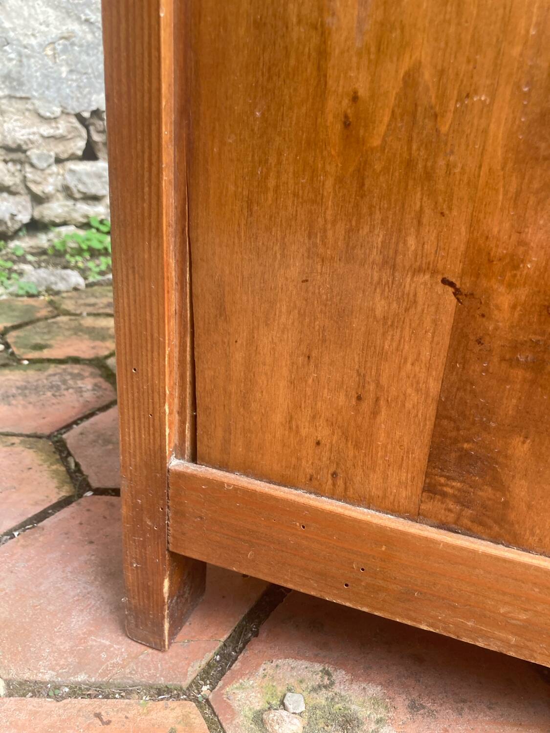 Vintage pine chest of drawers