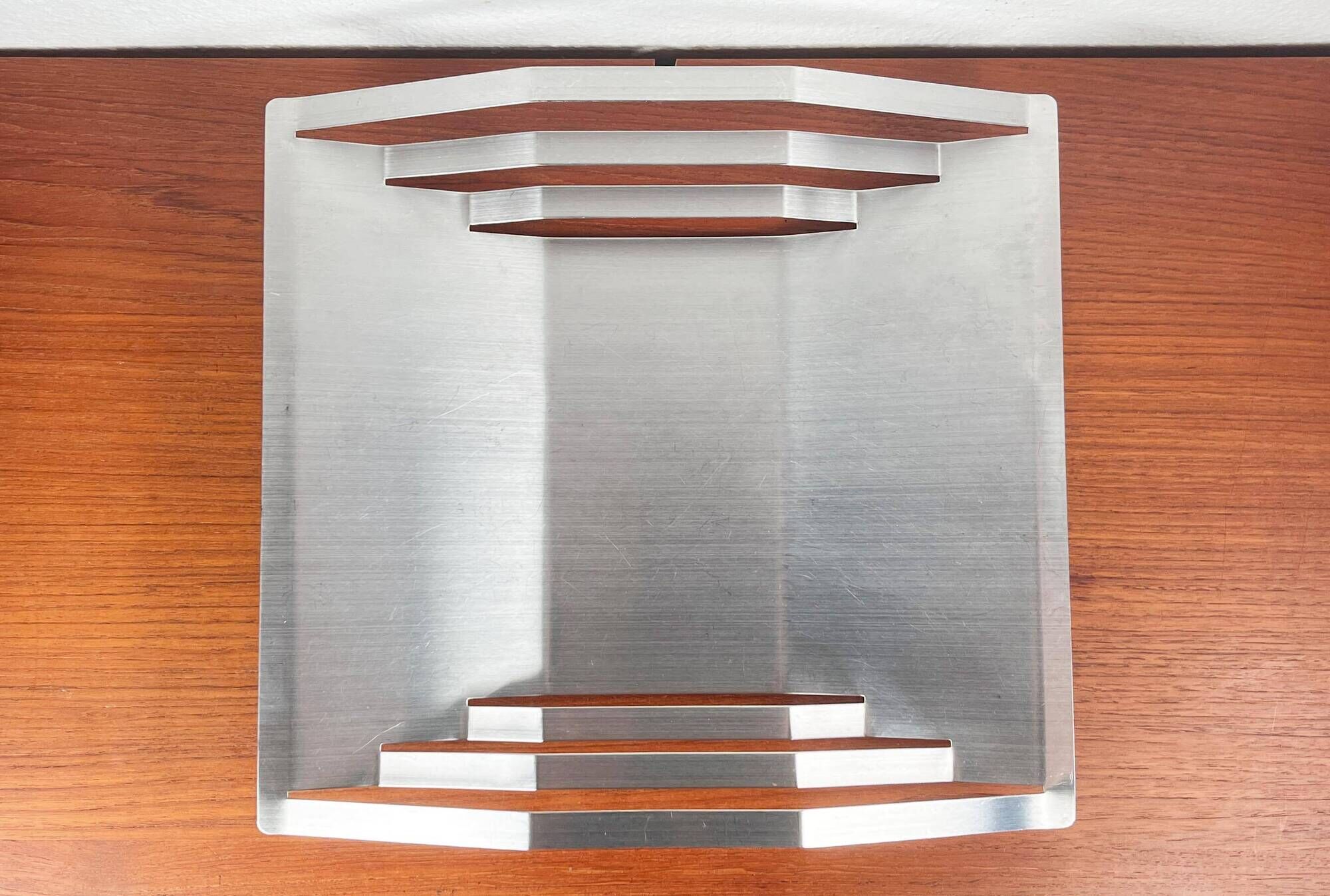 Minimalist postmodern metal fruit bowl, 1980s