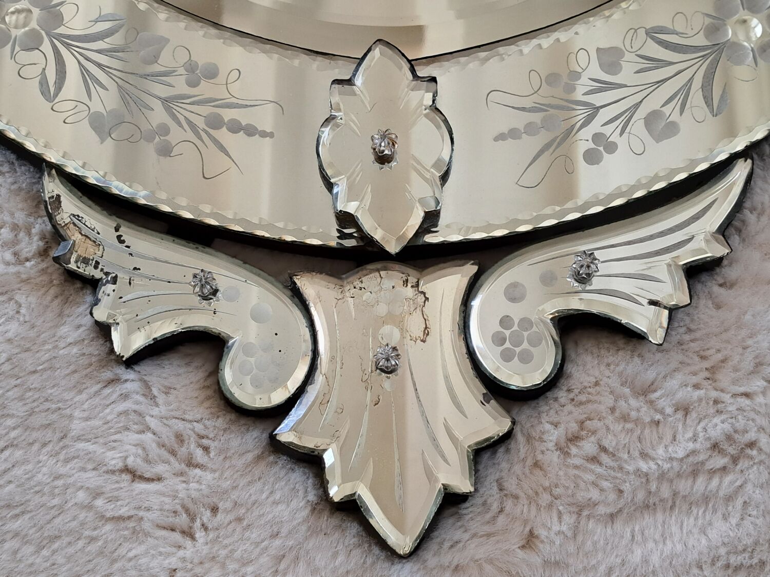 Oval Venetian mirror