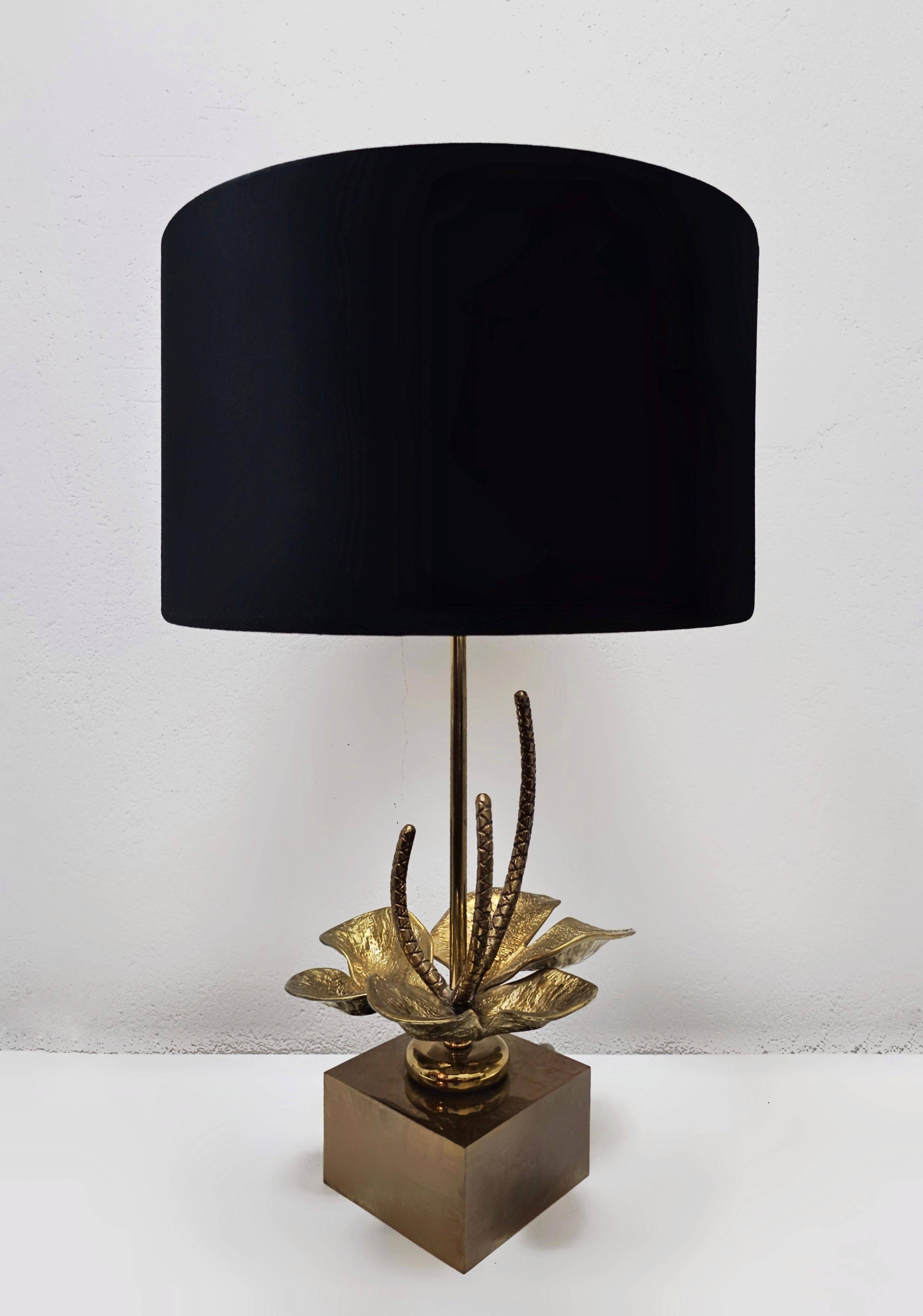 Nenuphar table lamp in bronze and brass by Maison Charles, 1960s.