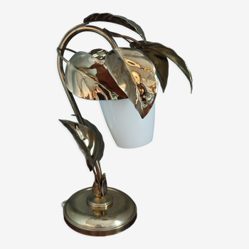 Table lamp in vintage golden metal