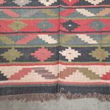 Kilim rug in jute and cotton. 150cm x 255cm