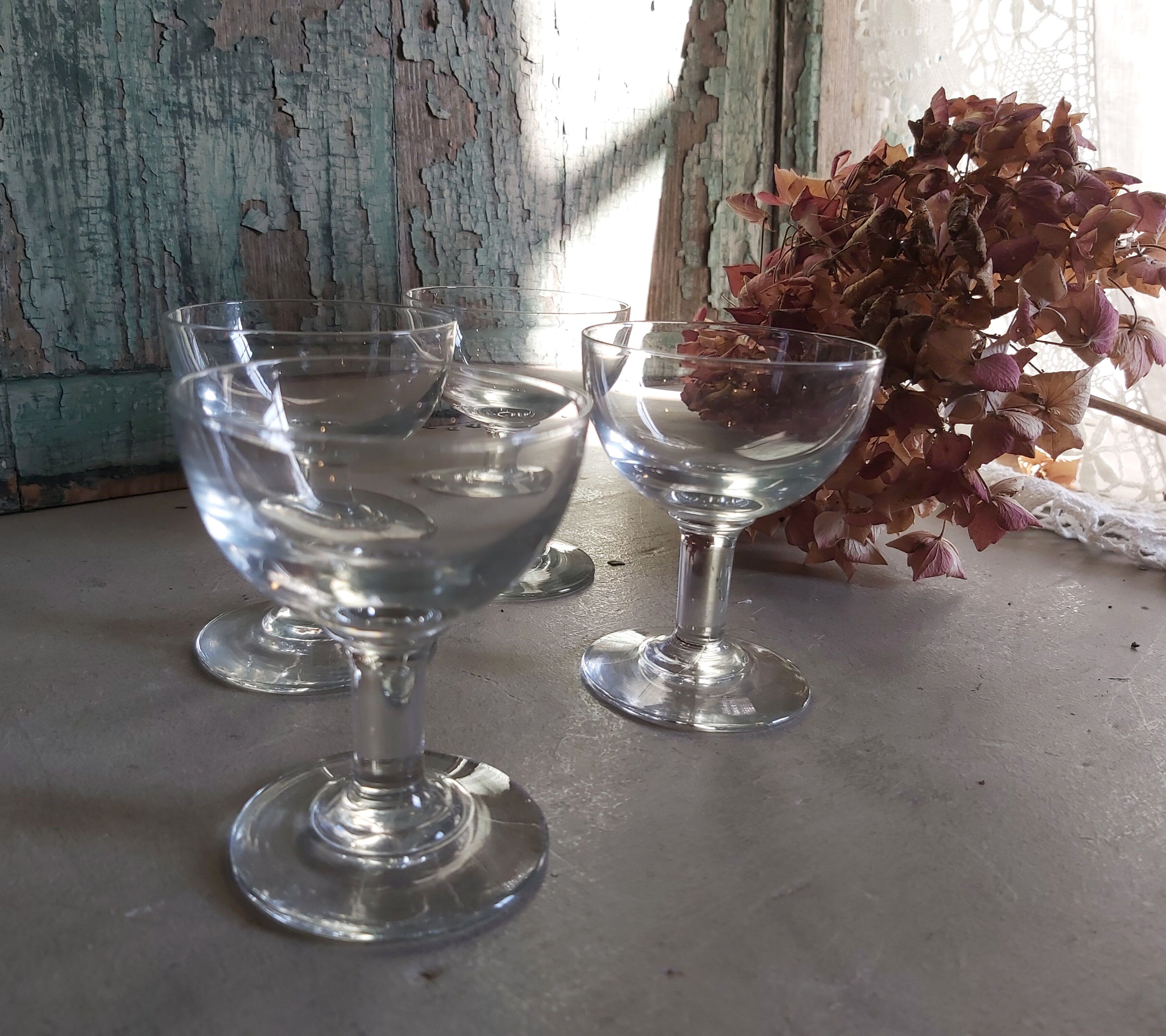 Set of four vintage French glasses for liquor