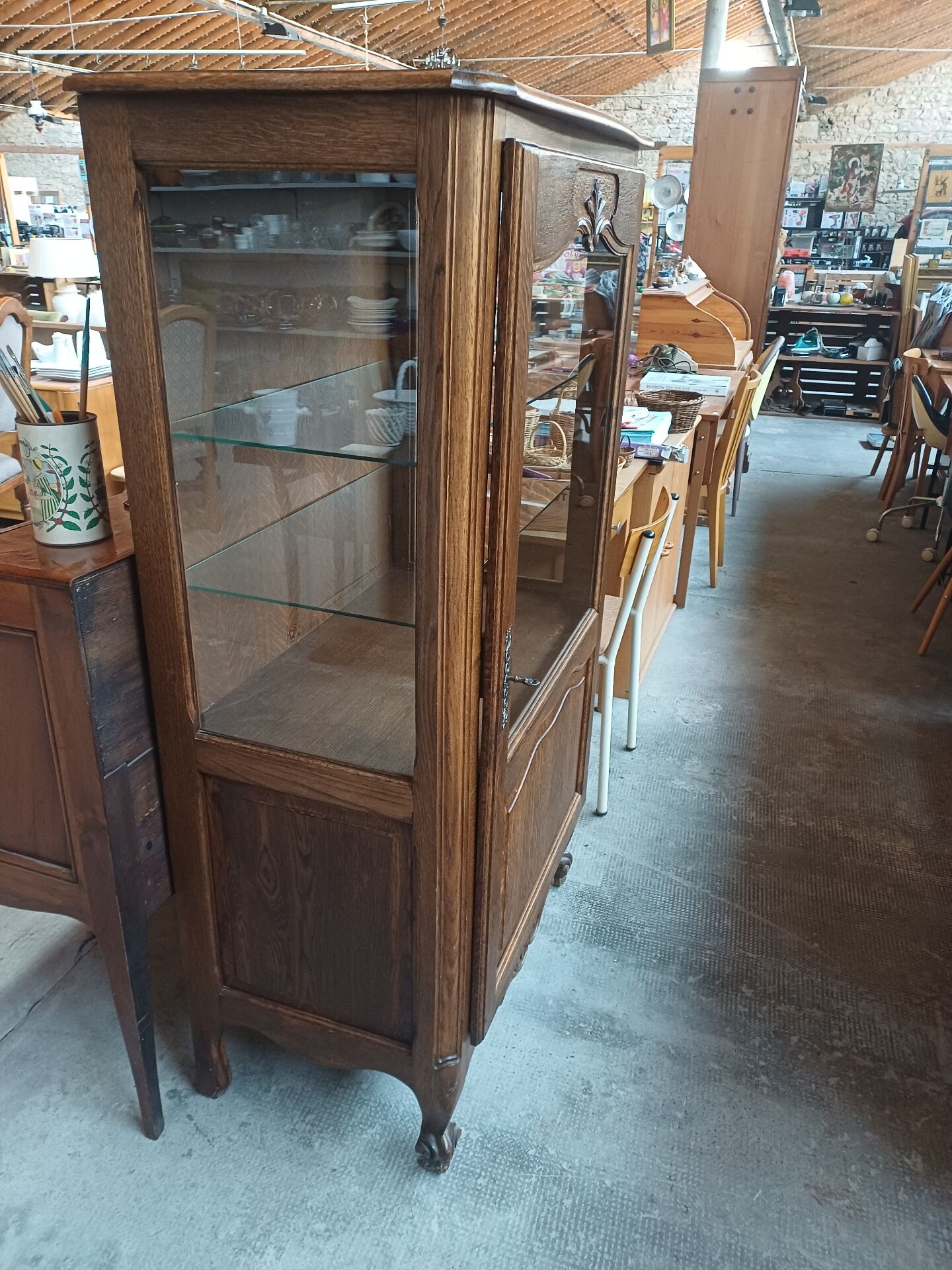 Glass cabinet