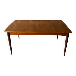 Table scandinave en teck - personnes