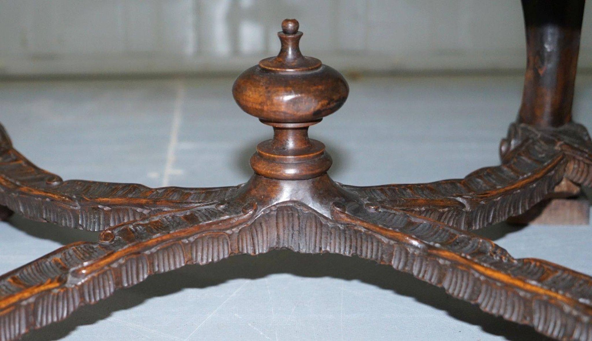 Carved Walnut Baroque Venetian Bench with Leather