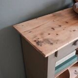 Parisian green museum buffet