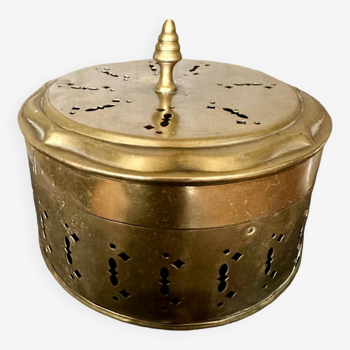 Openwork brass box