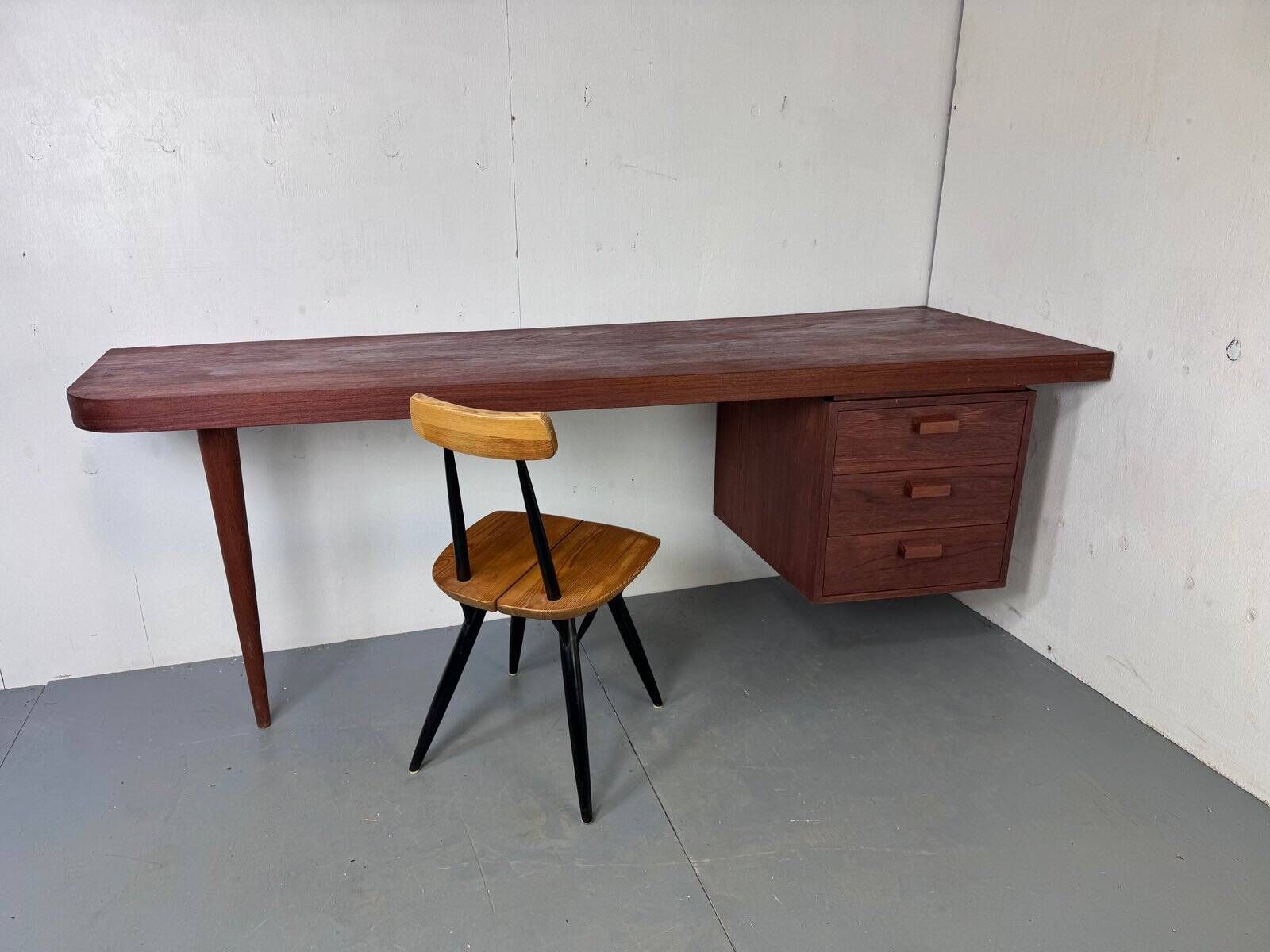 Danish modernist desk in teak, 1950s