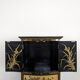 Cabinet doré laqué chinois