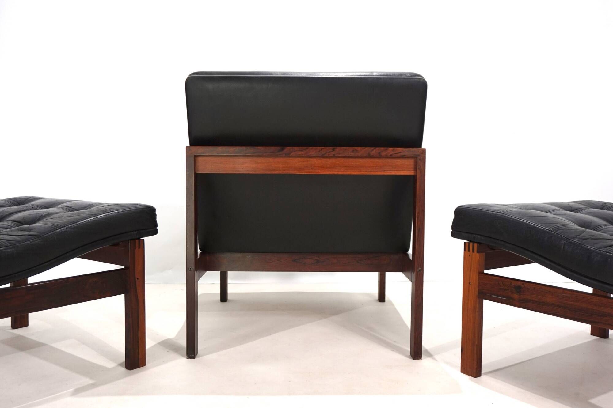 France & Son Set of 3 Modular Leather Armchairs by O. Gjerløv-Knudsen/T. Li