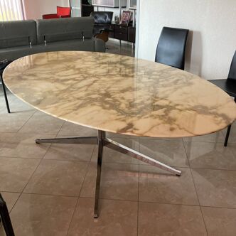 Knoll Florence model table