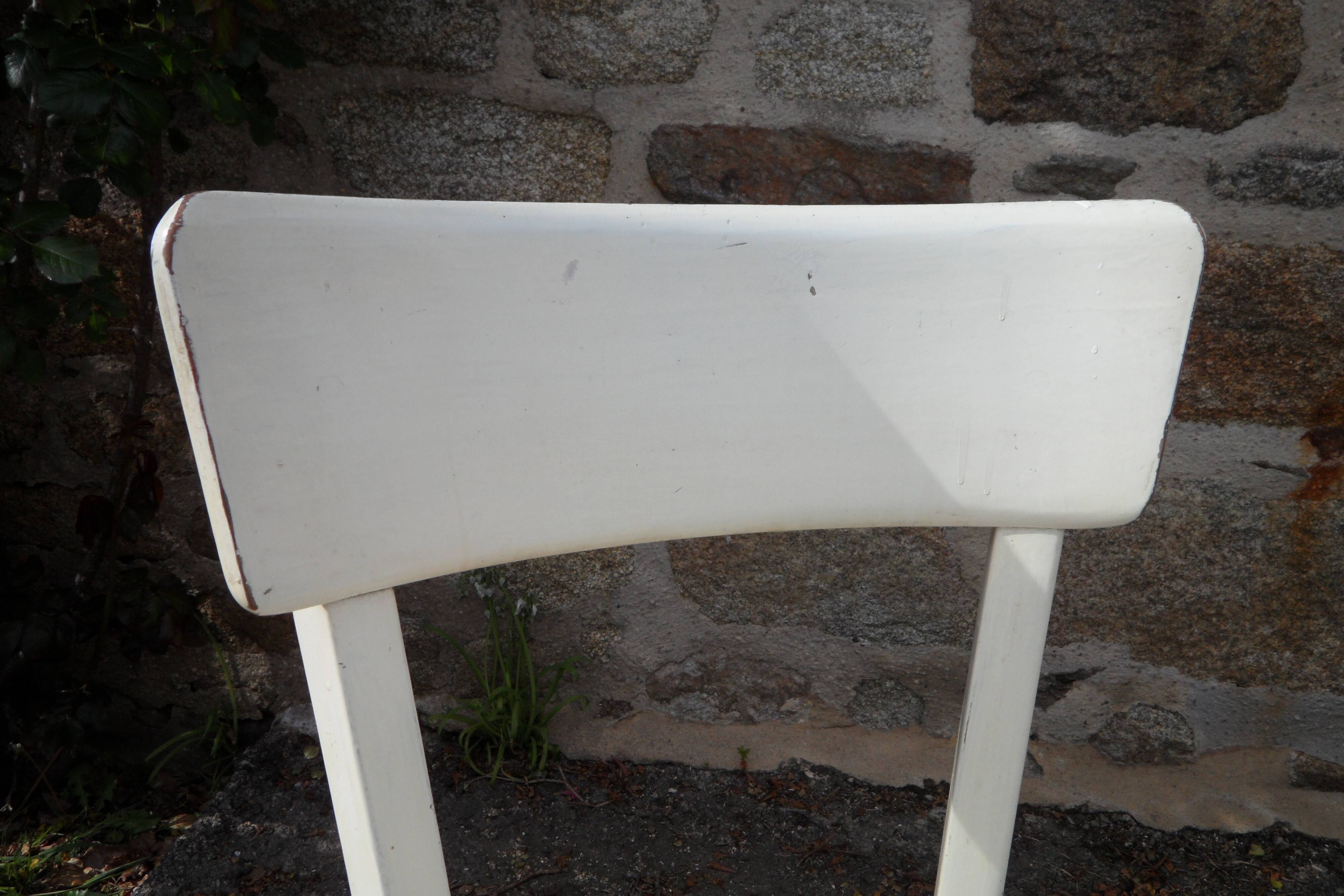 Set of 6 white Baumann bistro chairs