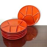 6 compartmentalized plates in red enamelled sandstone