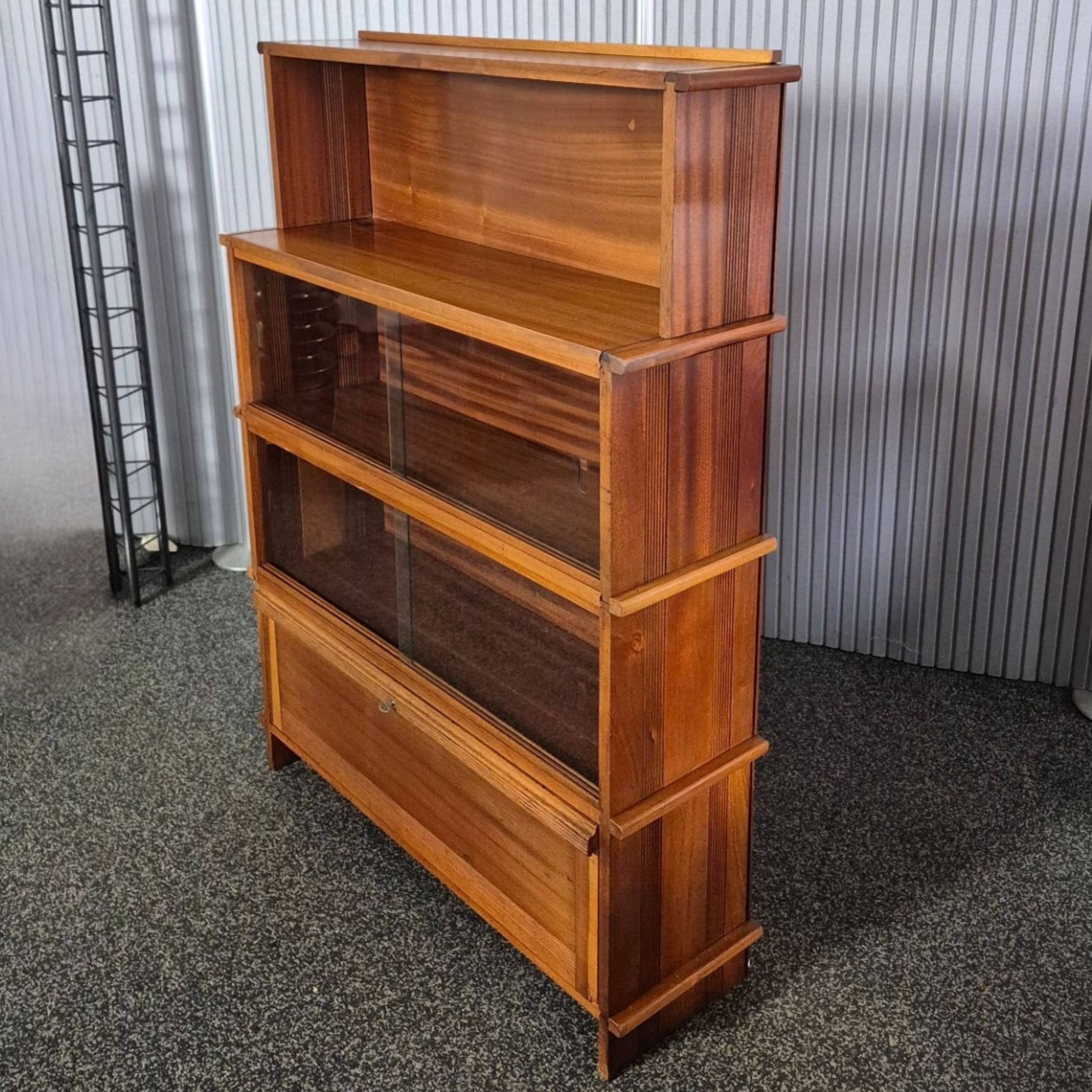 Bibliothèque modulaire moderniste de Max Alexander Reens, Pays-Bas, années 1940