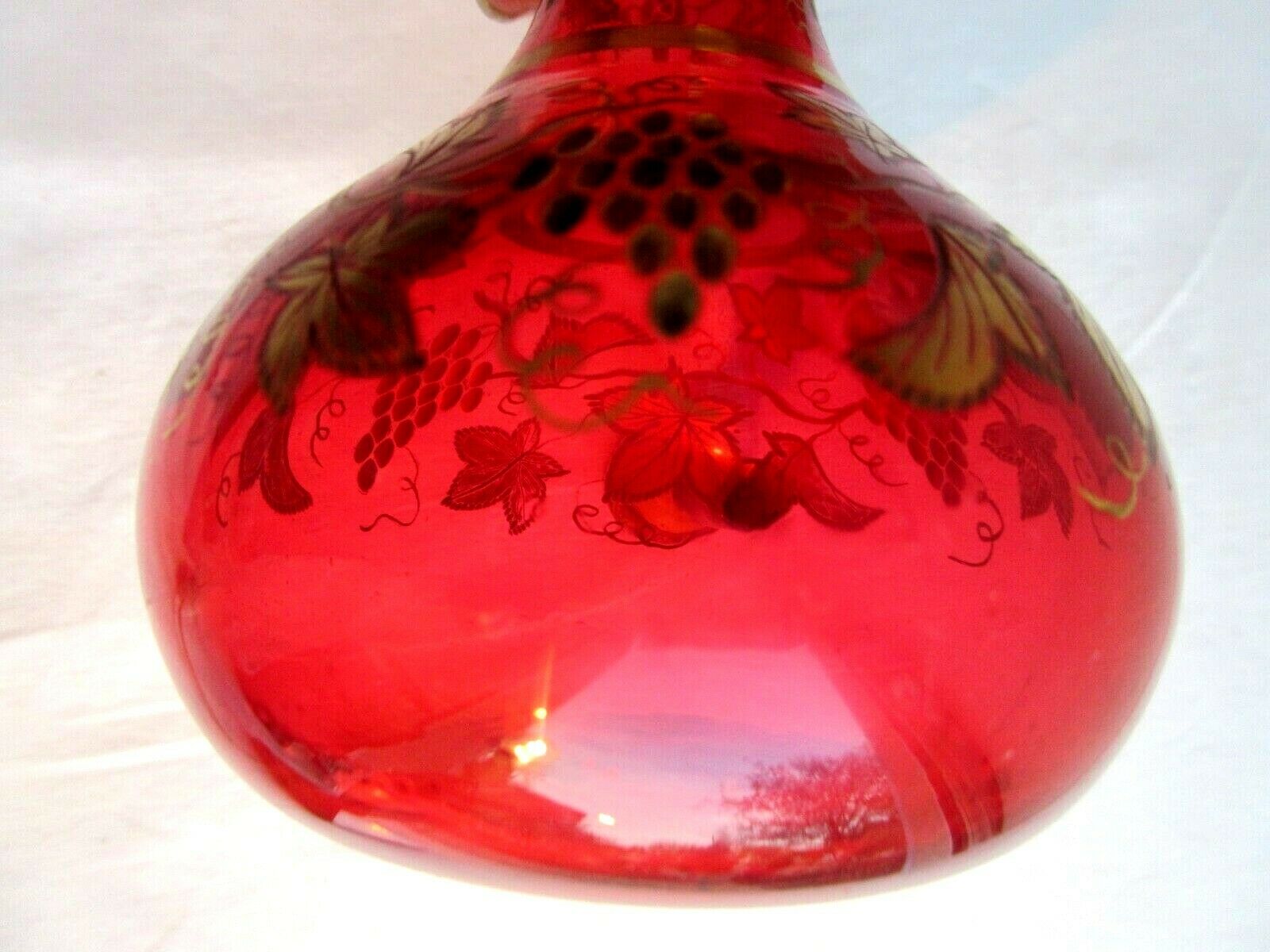 Small carafe Napoleon III red and gold Baccarat crystal, vine decoration