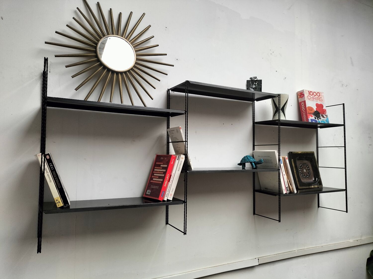 Étagère modulable en metal