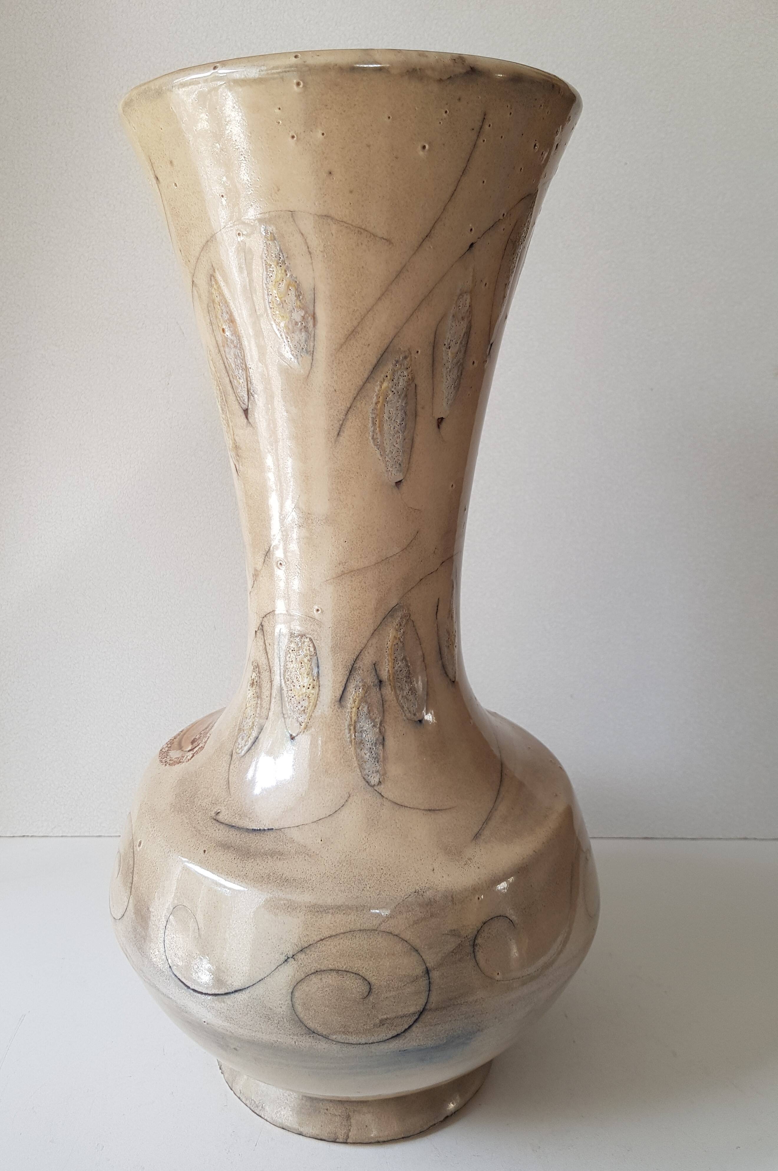 Large ceramic vase with floral motif - Signed La roue Vallauris - H 38 cm