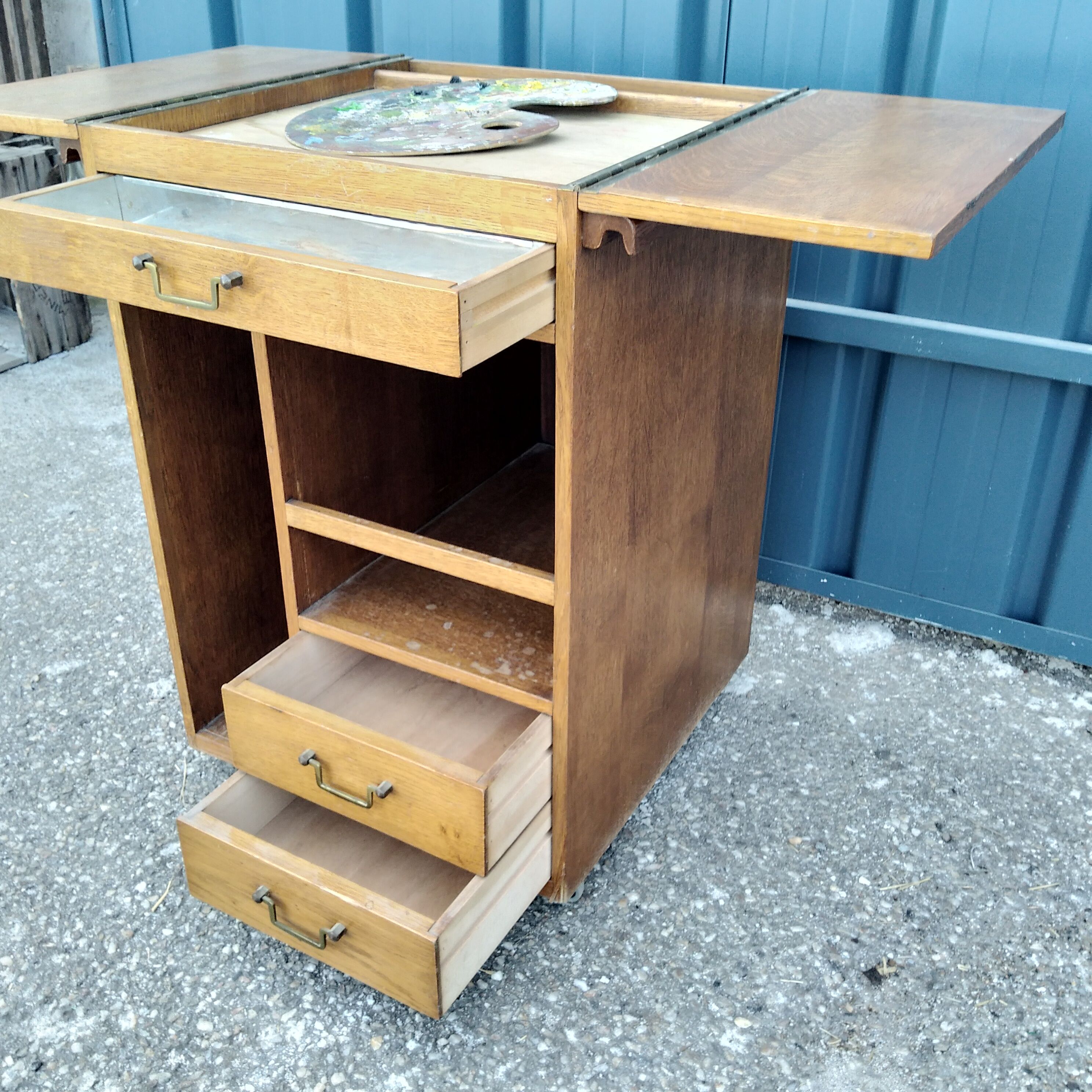 Paint shop furniture 1950