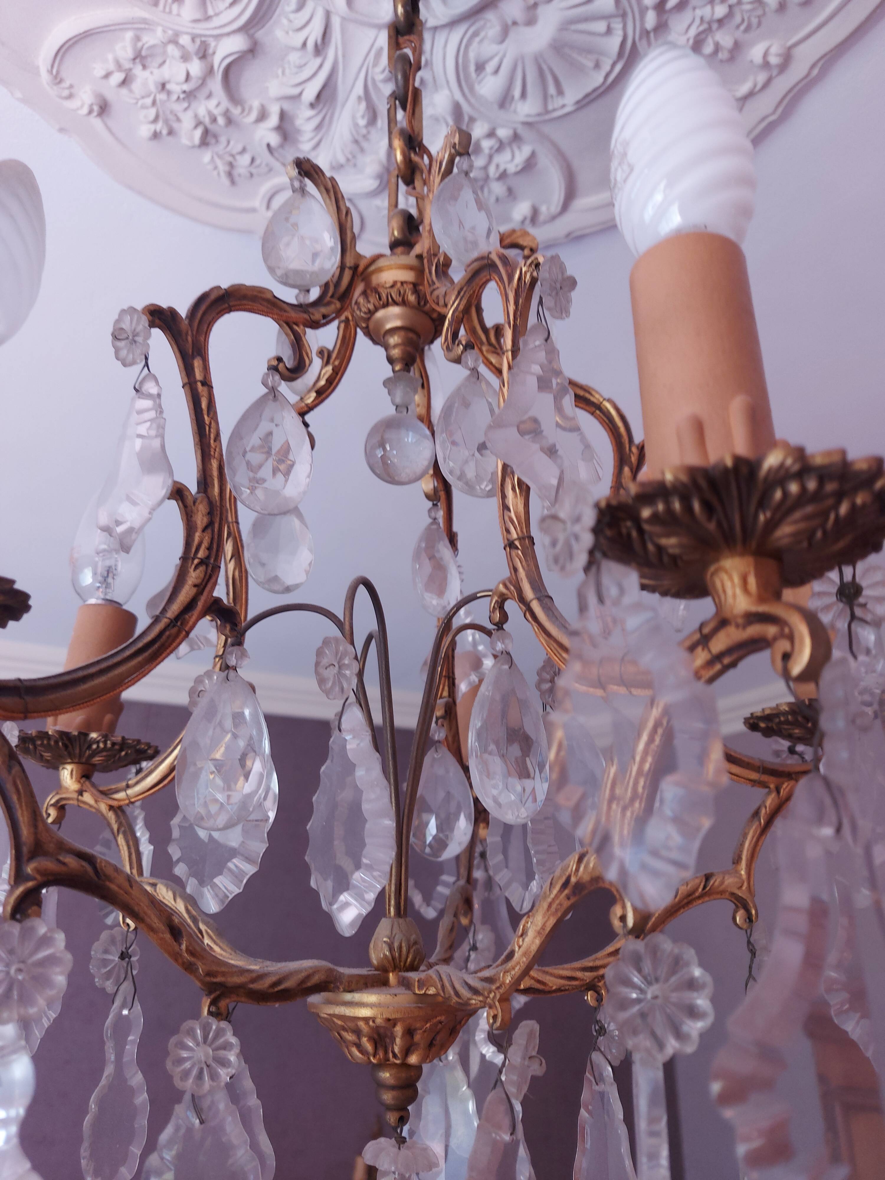 Chandelier cage with tassels