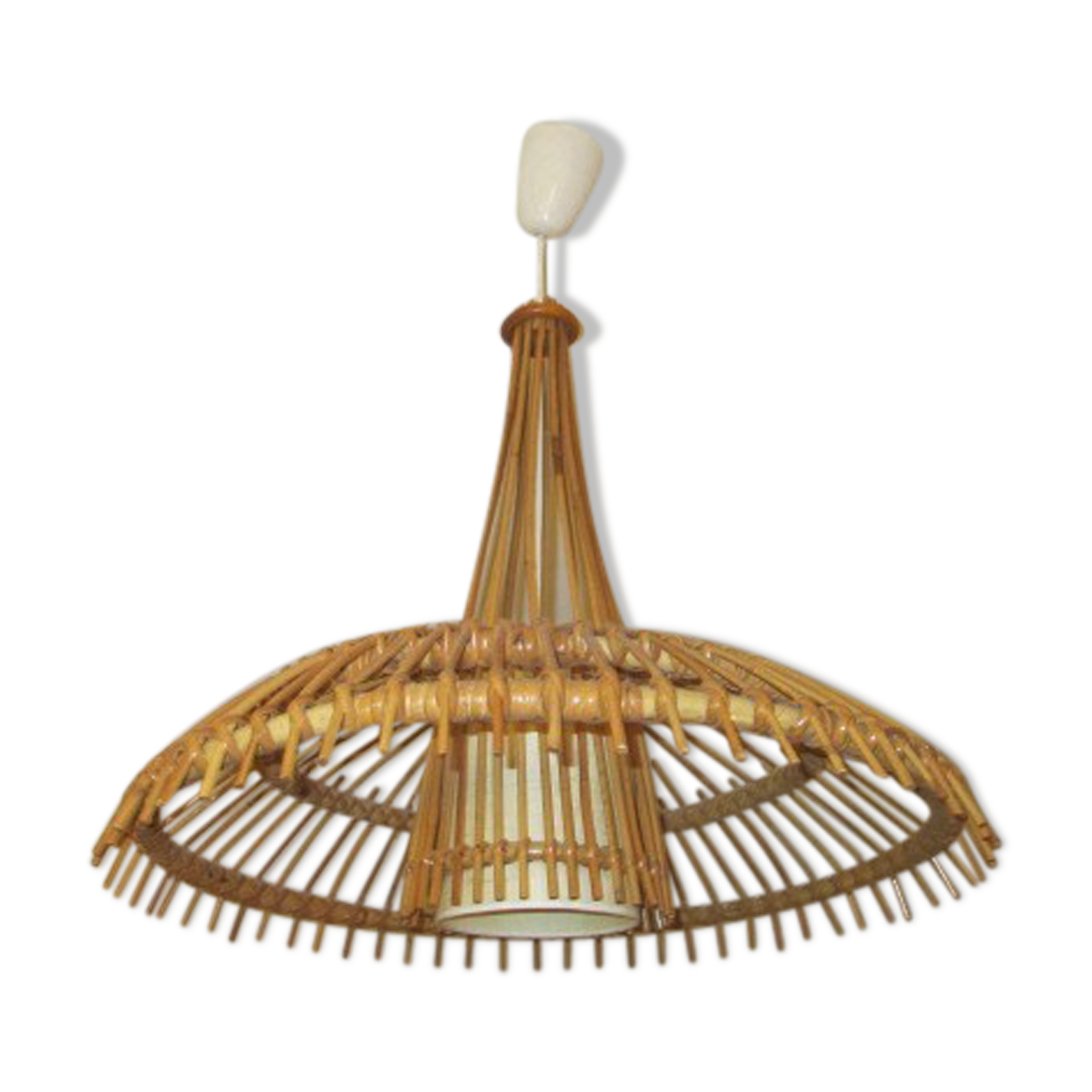 Rattan suspension