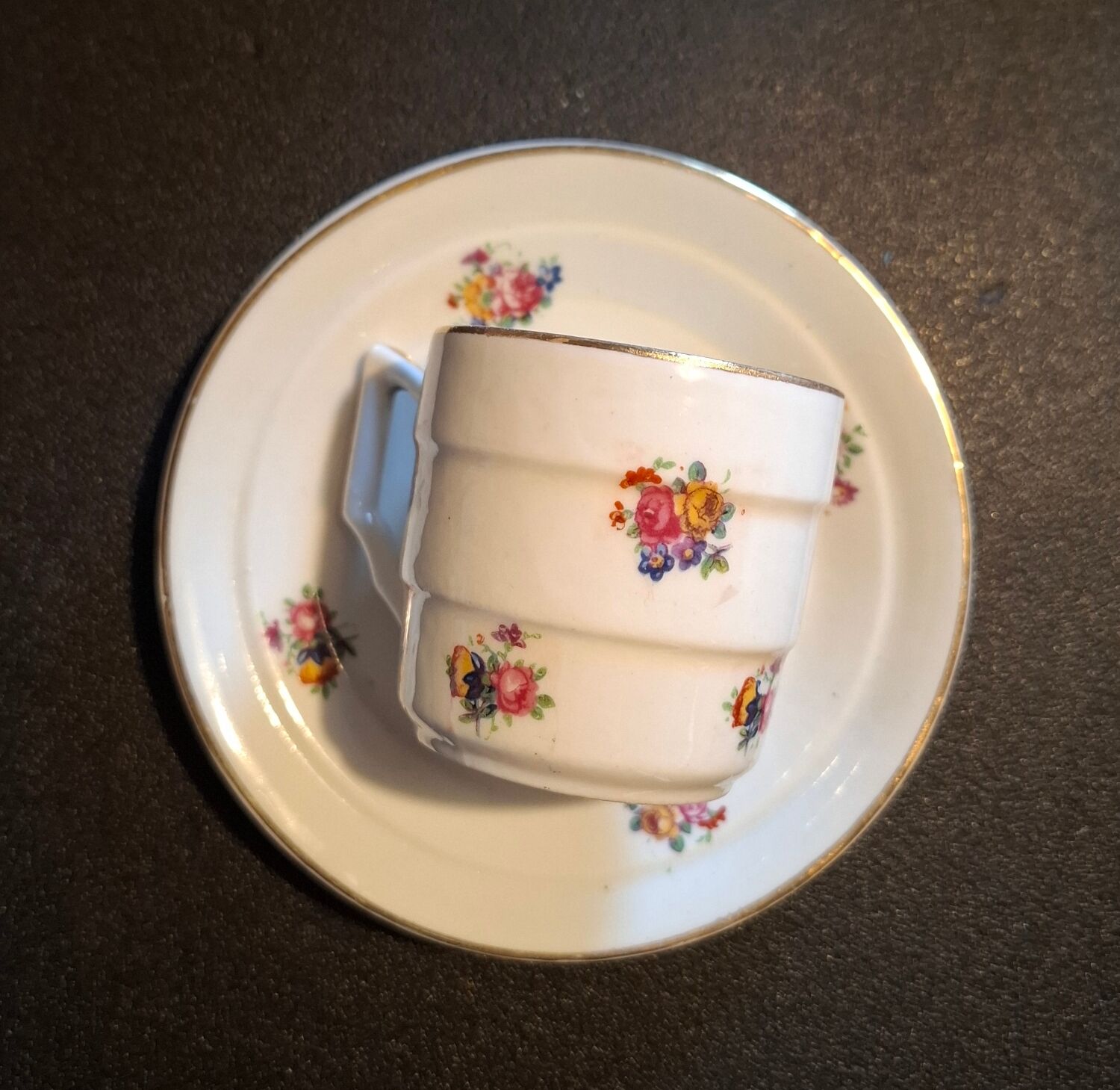 Porcelain coffee service