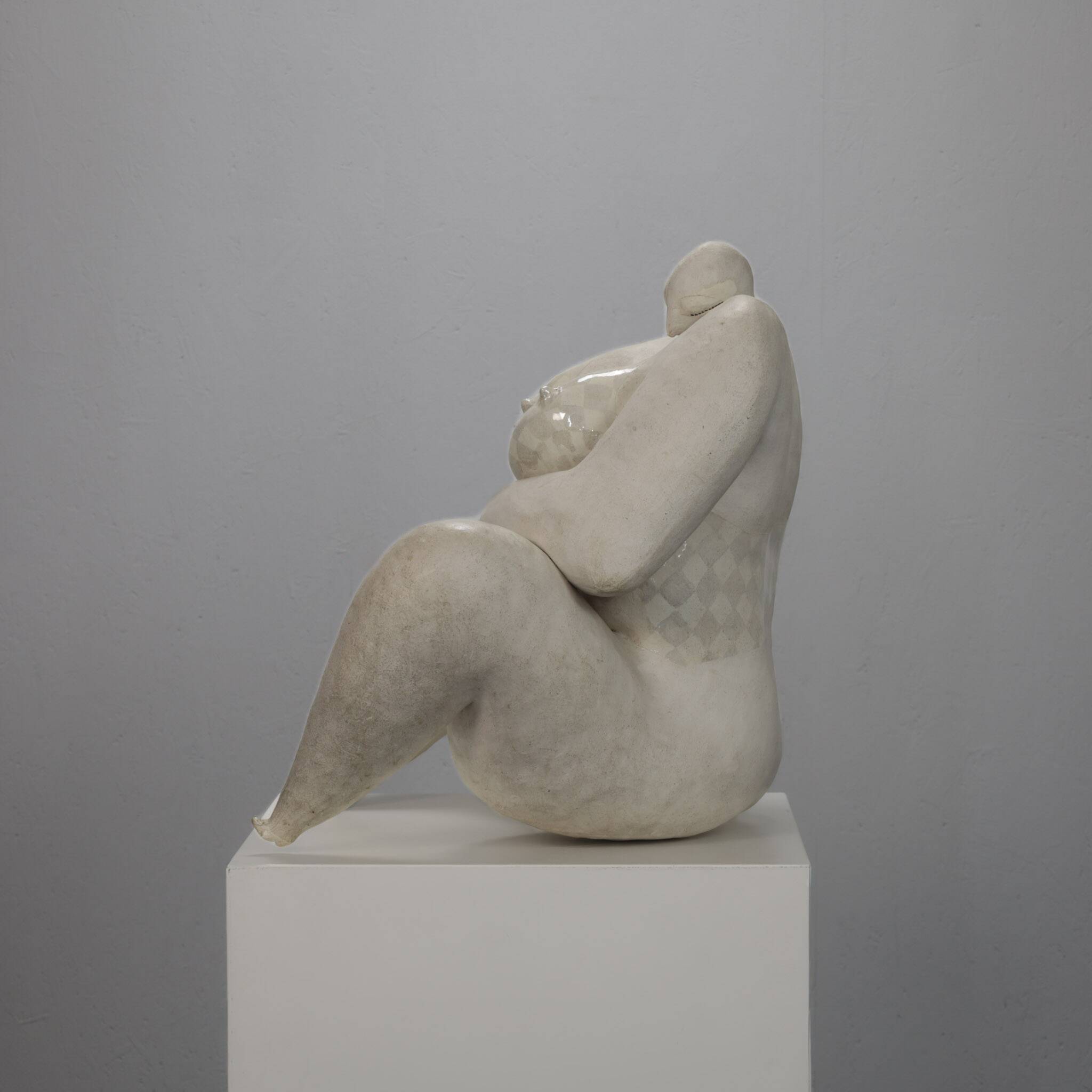 Sculpture féminine céramique expressive par Evelyn van Baarda, Pays-Bas, 1981