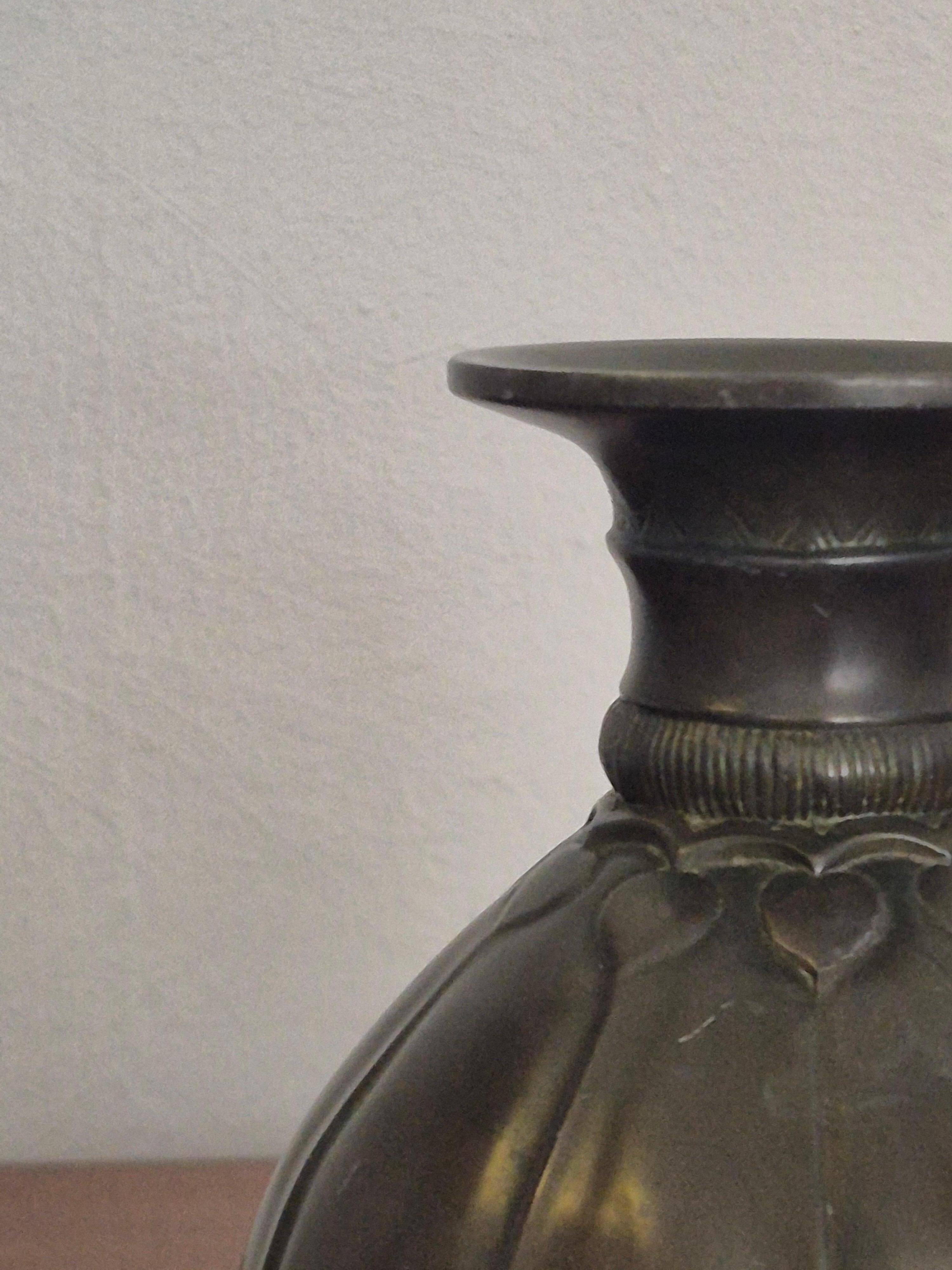 Rare Danish Grace/Art Deco vase model D88 by Just Andersen.
