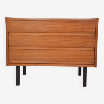 Commode scandinave datant des années 50.