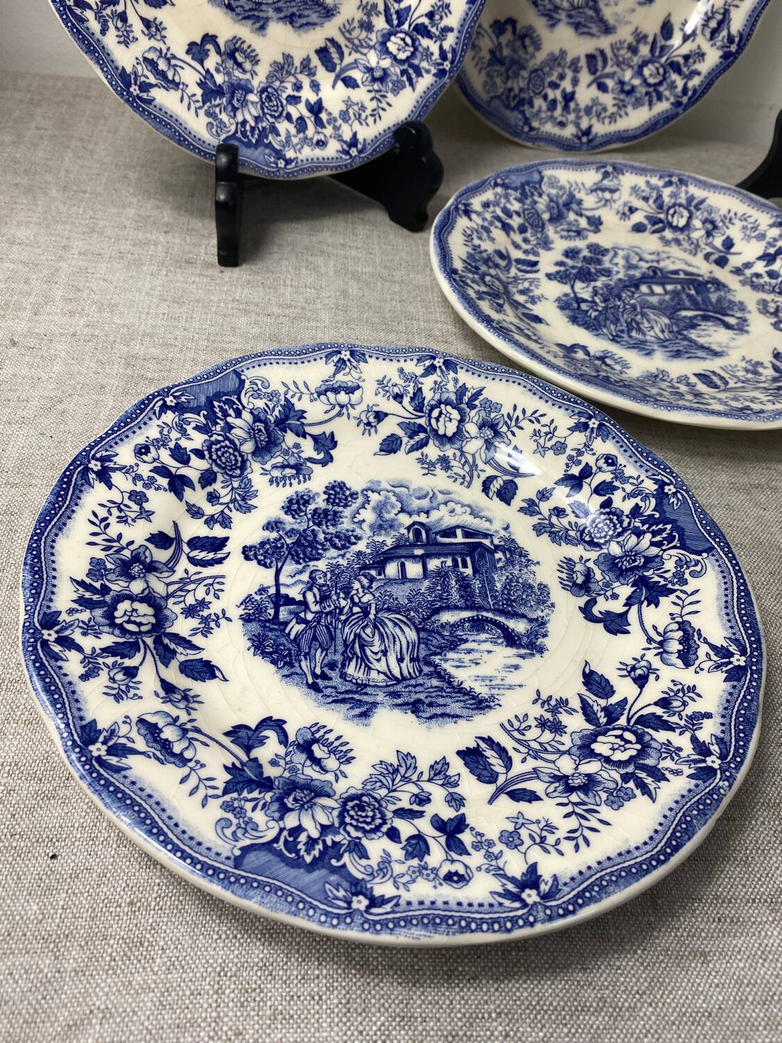 Terre de Fer dessert plates