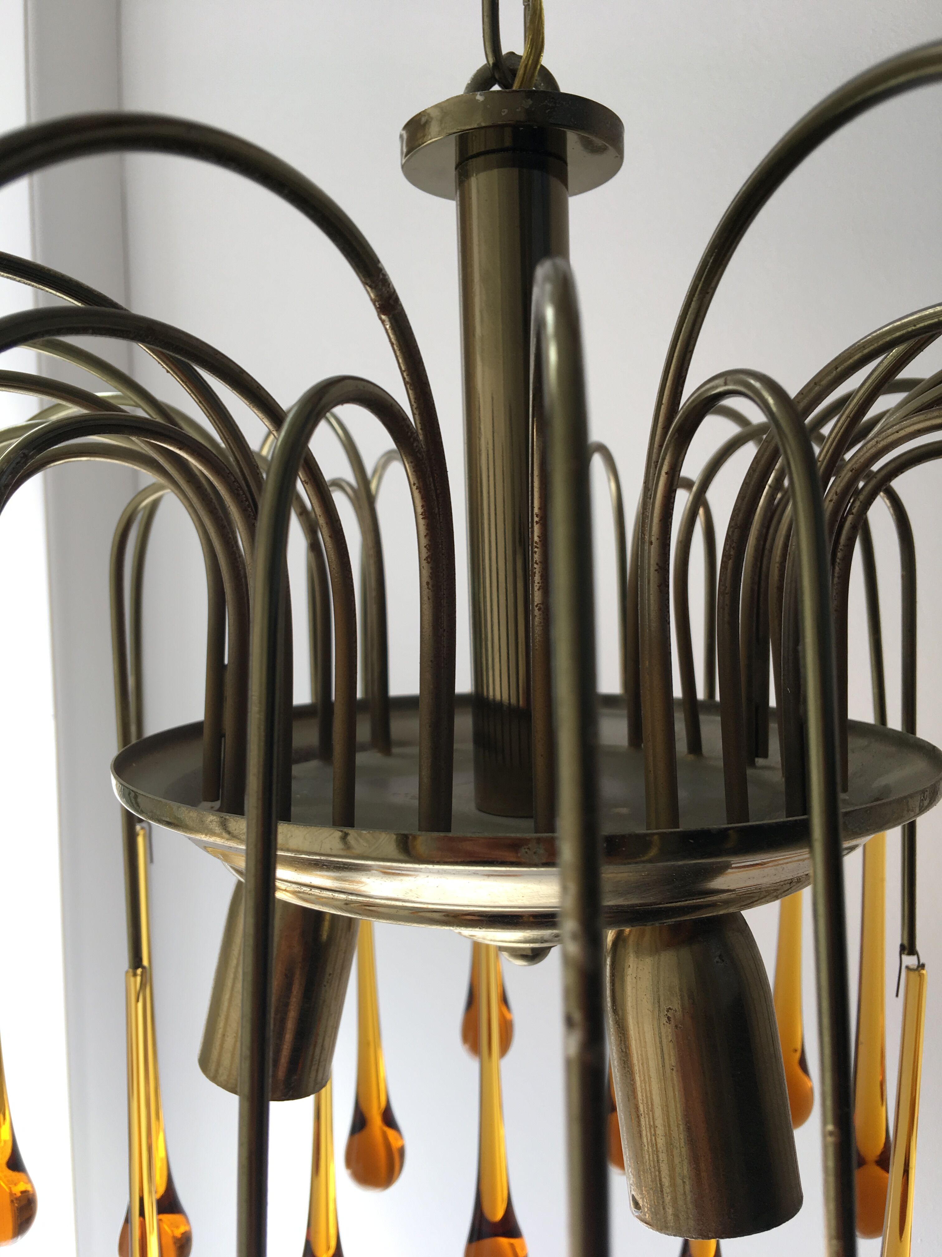 Amber luster spider (water drop)