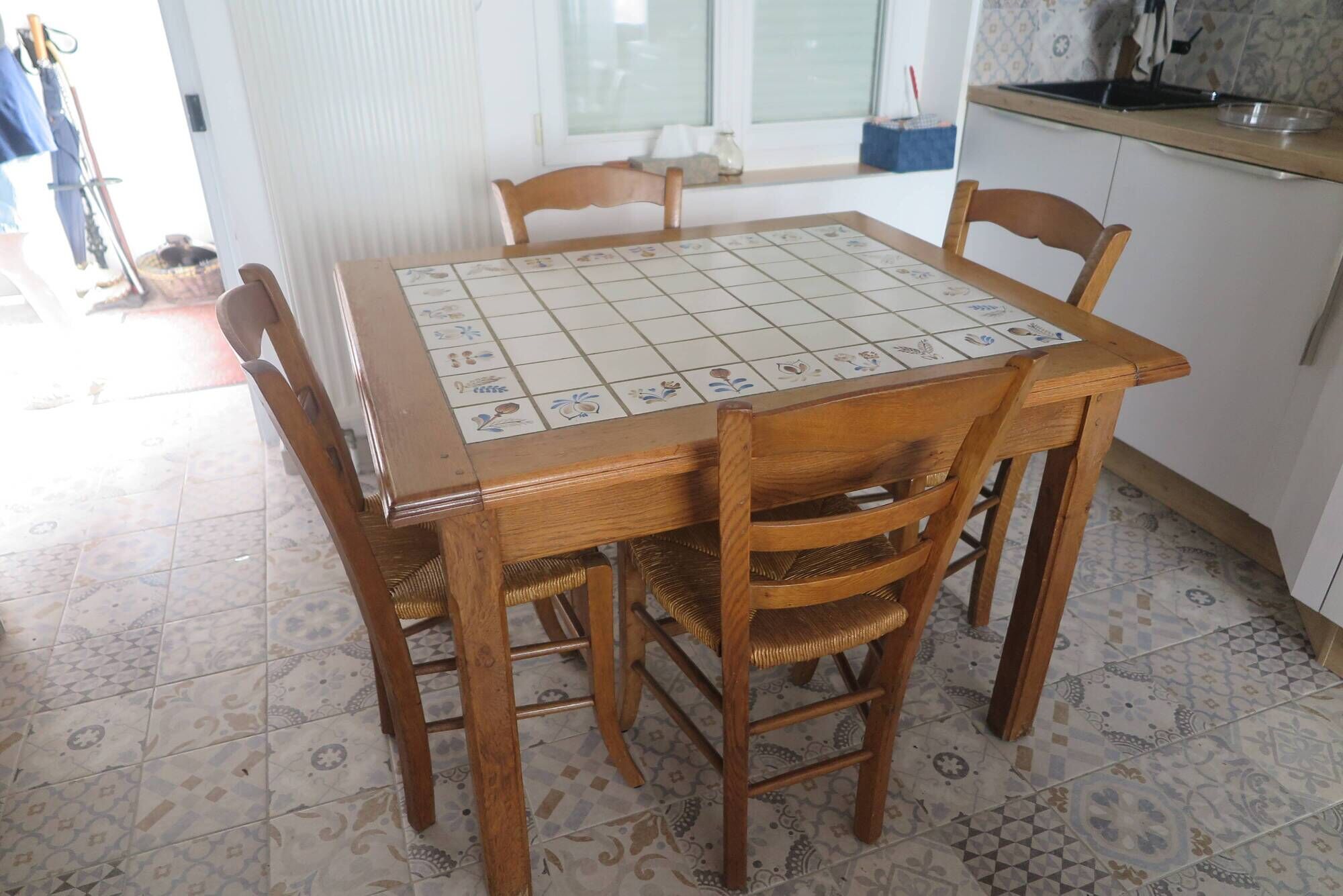 Handcrafted solid oak table
