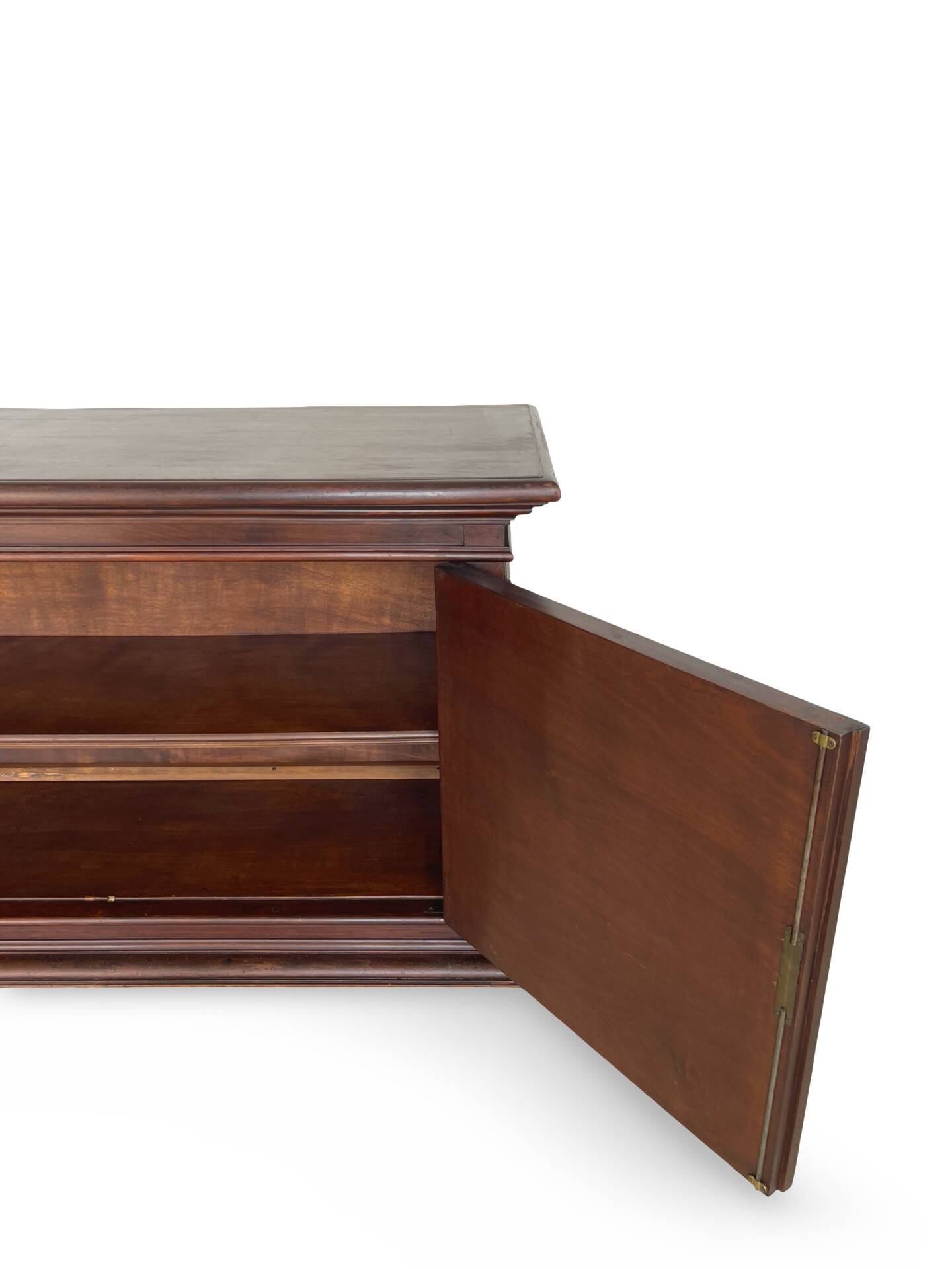 The high-quality Italian Renaissance Revival credenza, 1920s/1930s