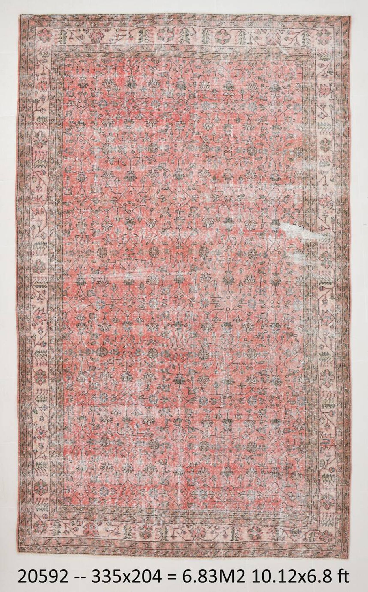 7x11 Pale Red Classic Vintage Rug, 204x335Cm