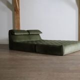 Le bambole bed in green velvet By Mario Bellini for B&B Italia, 1970s