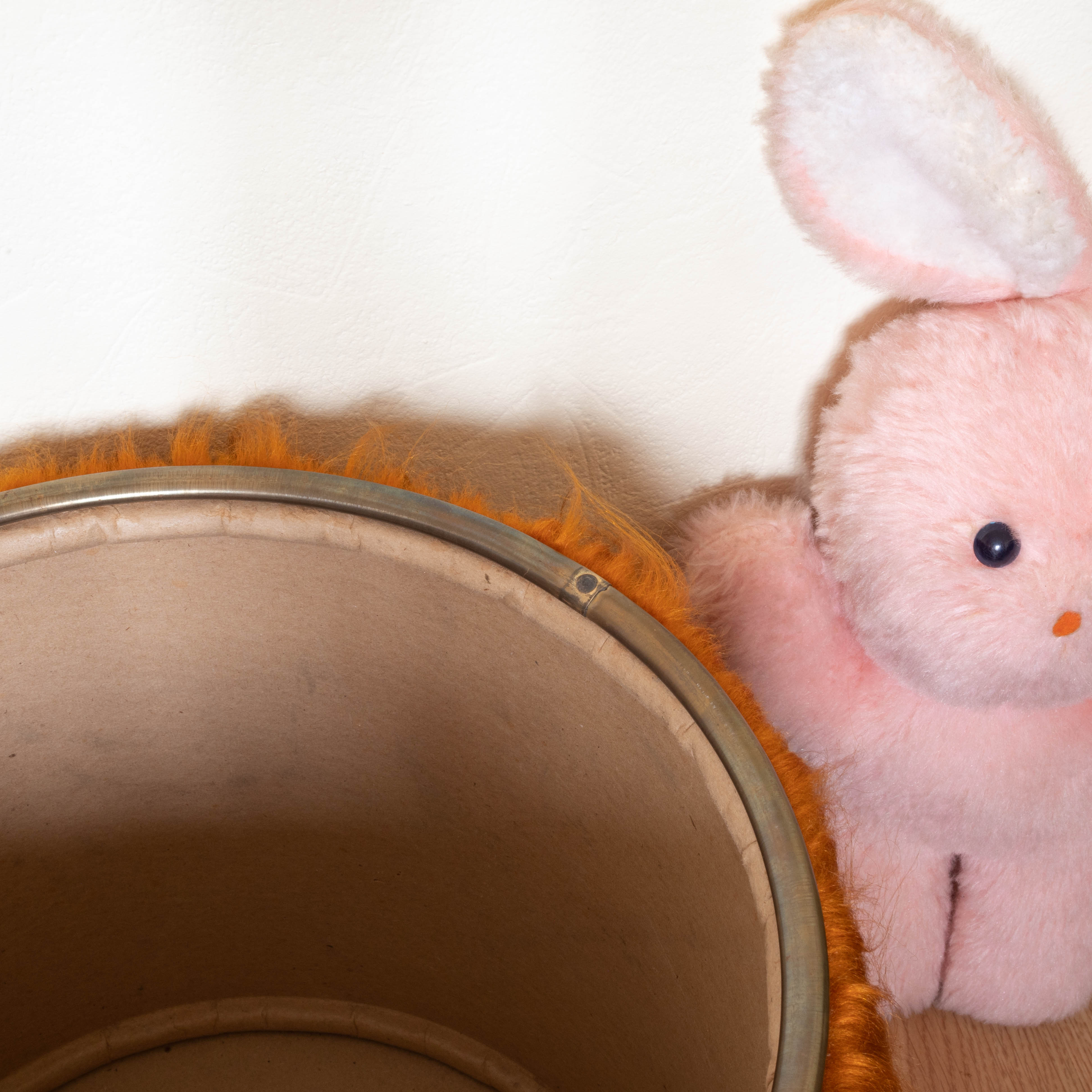 Pouf chest, Pelfran moumoute orange