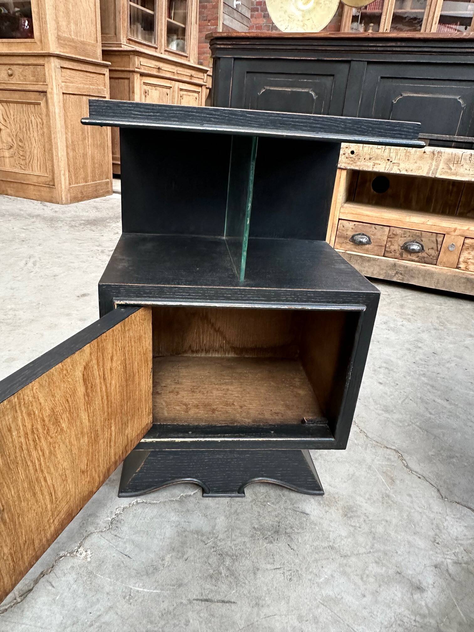 Pair of 1940s bedside tables