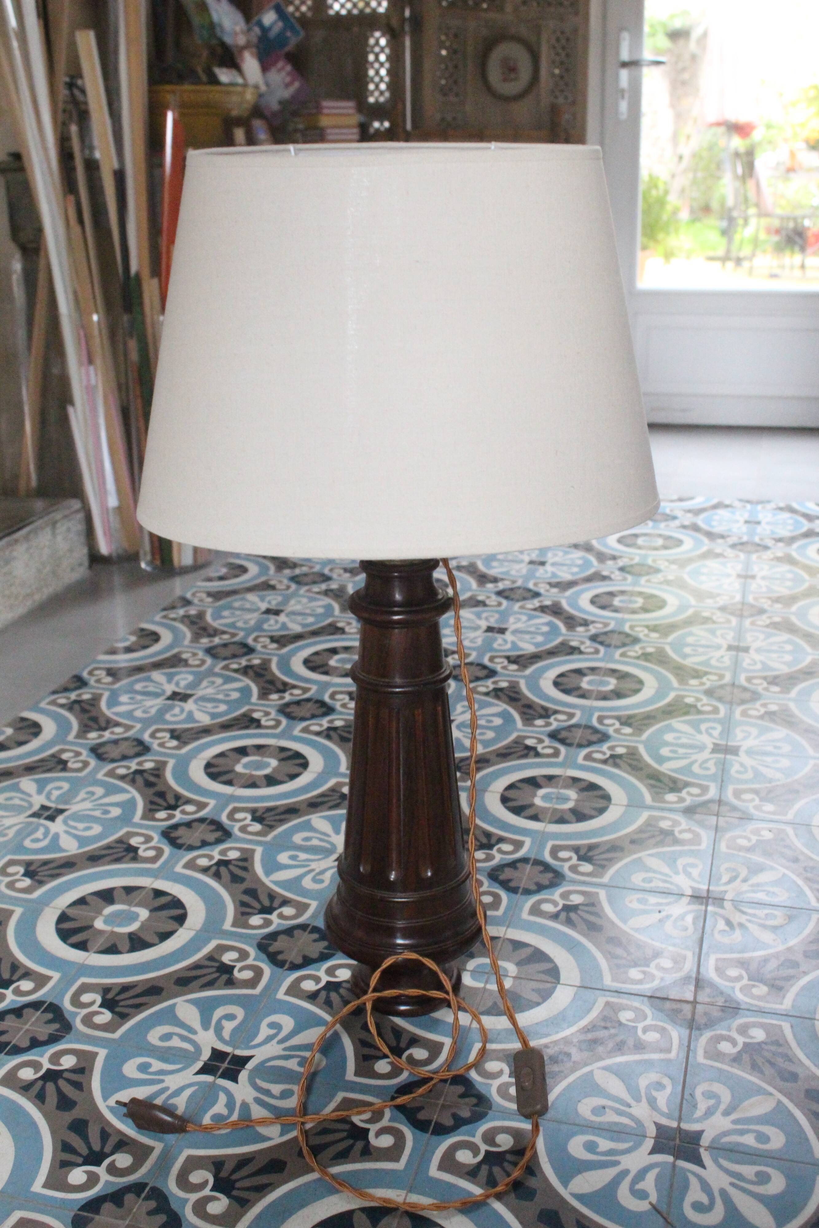 Piano foot lamp
