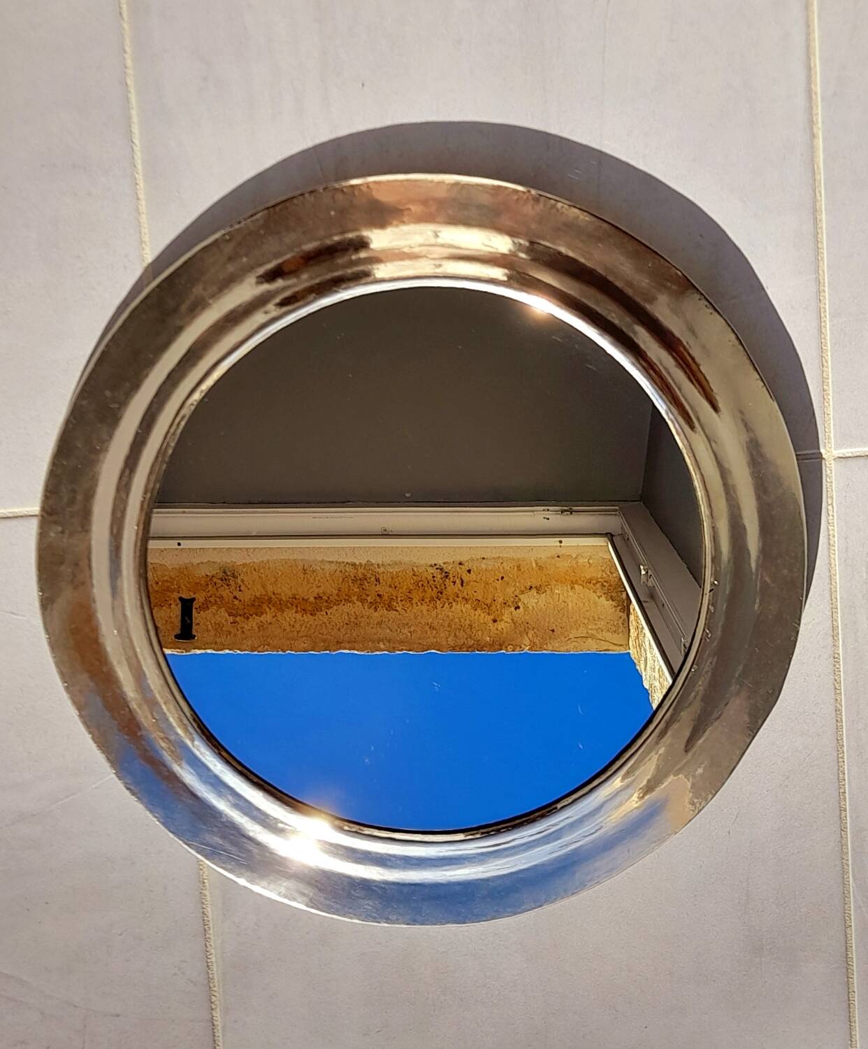 Round metal mirror, 39x39cm, 1970