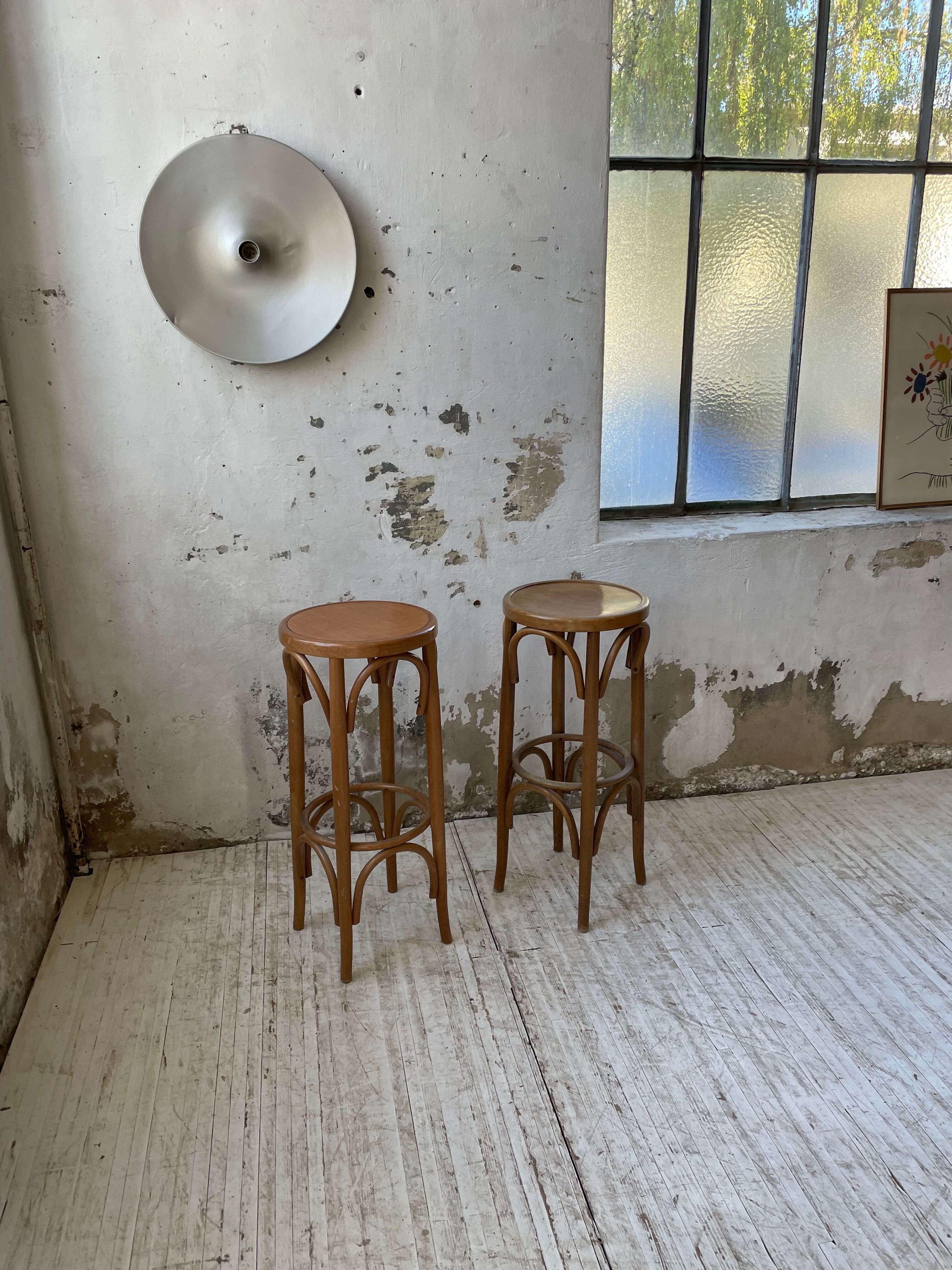 Baumann high stools