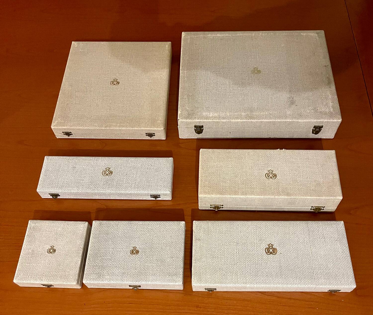 Christofle malmaison cutlery 88 pieces new condition