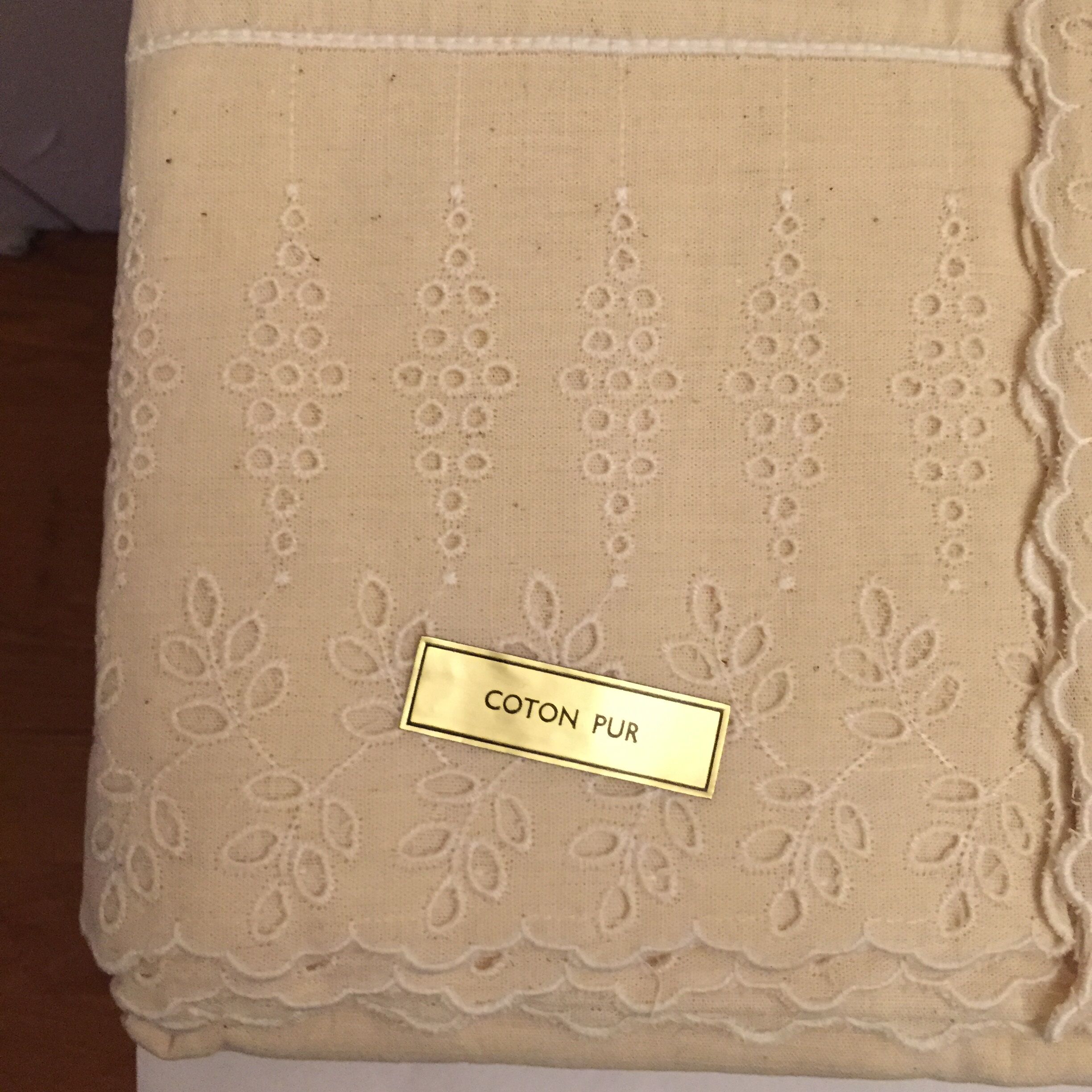 Embroidered cotton sheet