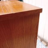 File cabinet, curtain cabinet