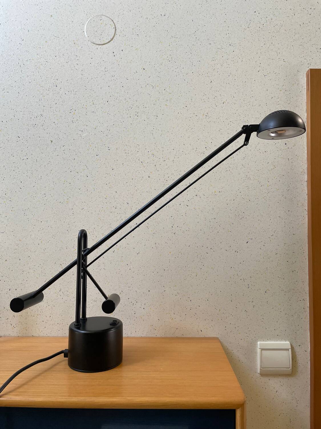 Articulated pendulum lamp 1980