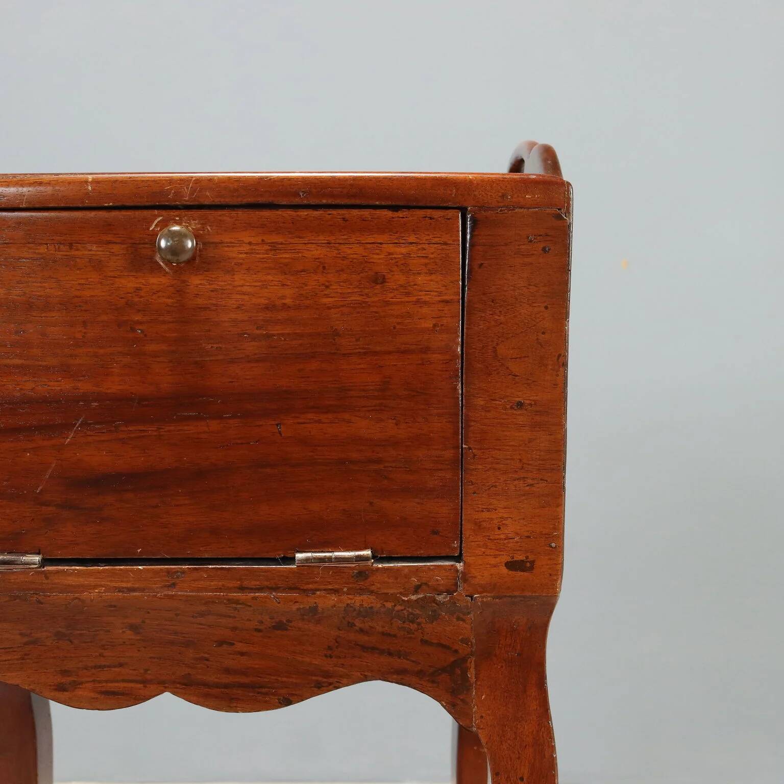 Nightstand in walnut, late 19th century.