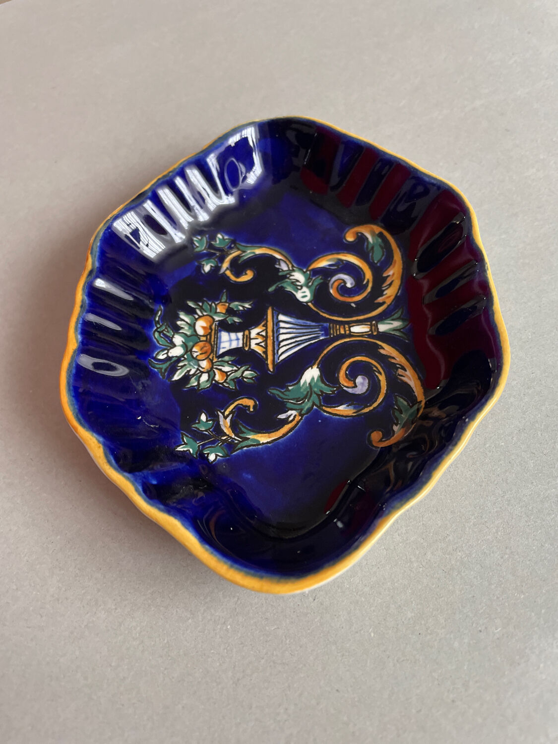 Italian Renaissance Gien Cup