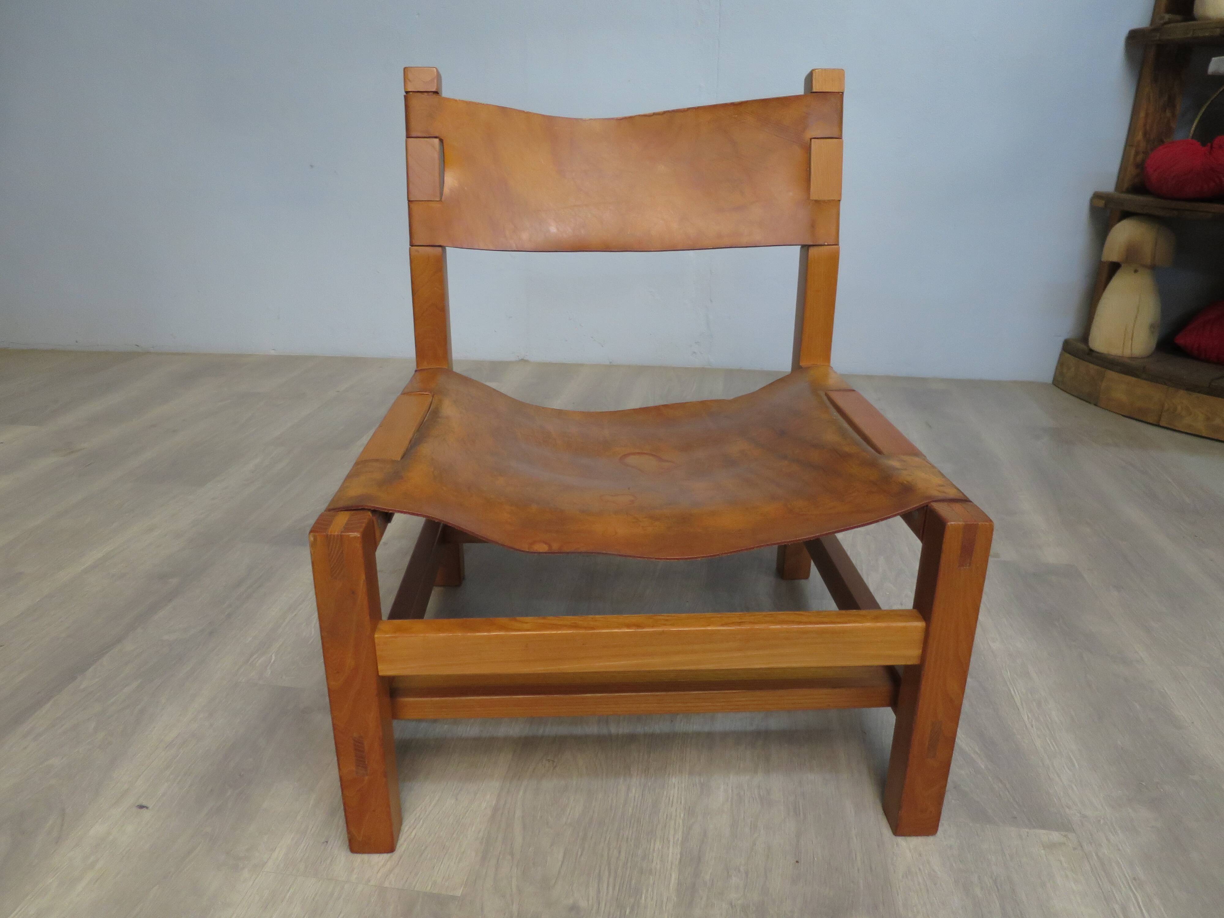 Elm and leather armchair Maison Regain